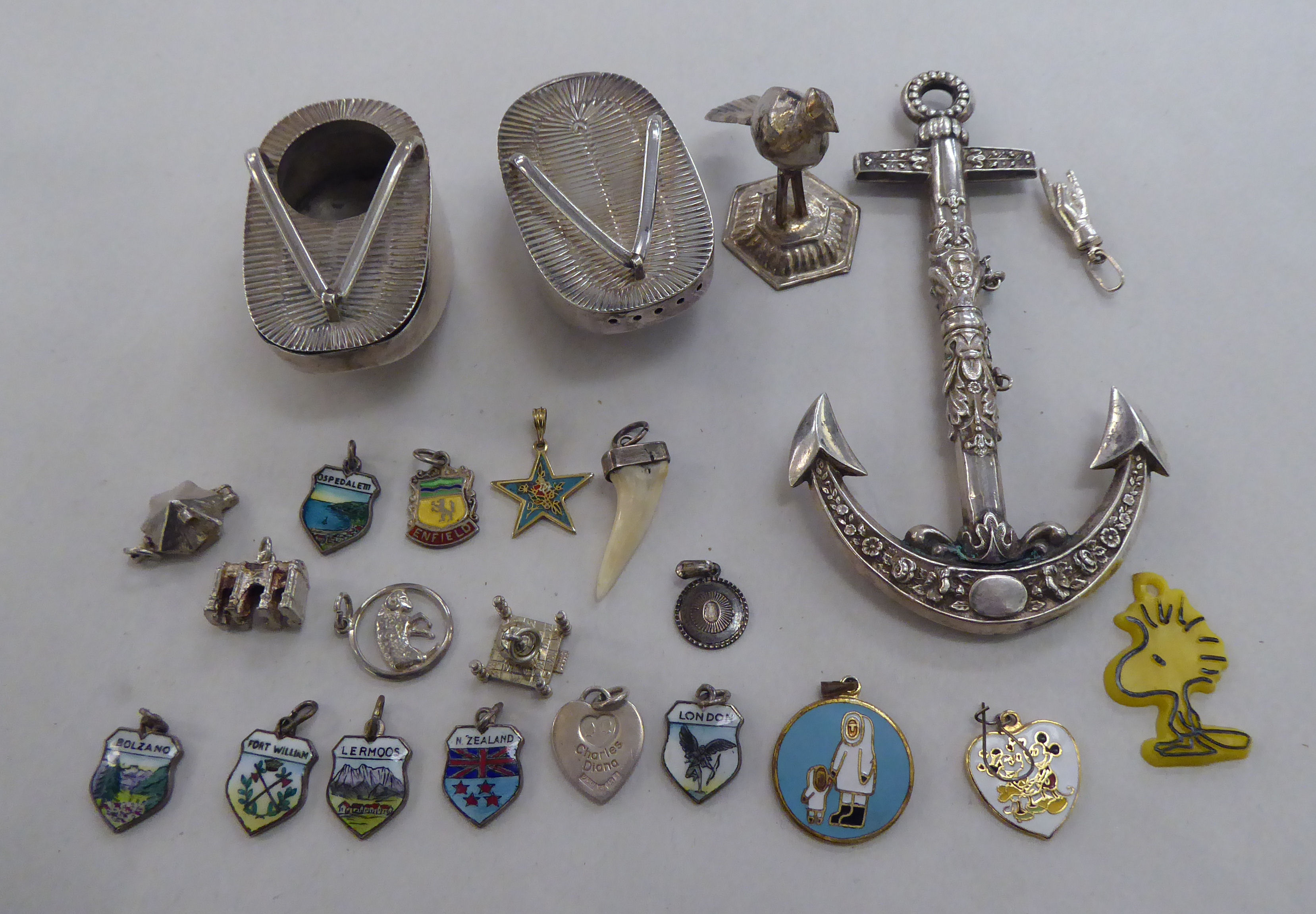 Silver, white metal and other collectables: to include a two-part anchor pendant