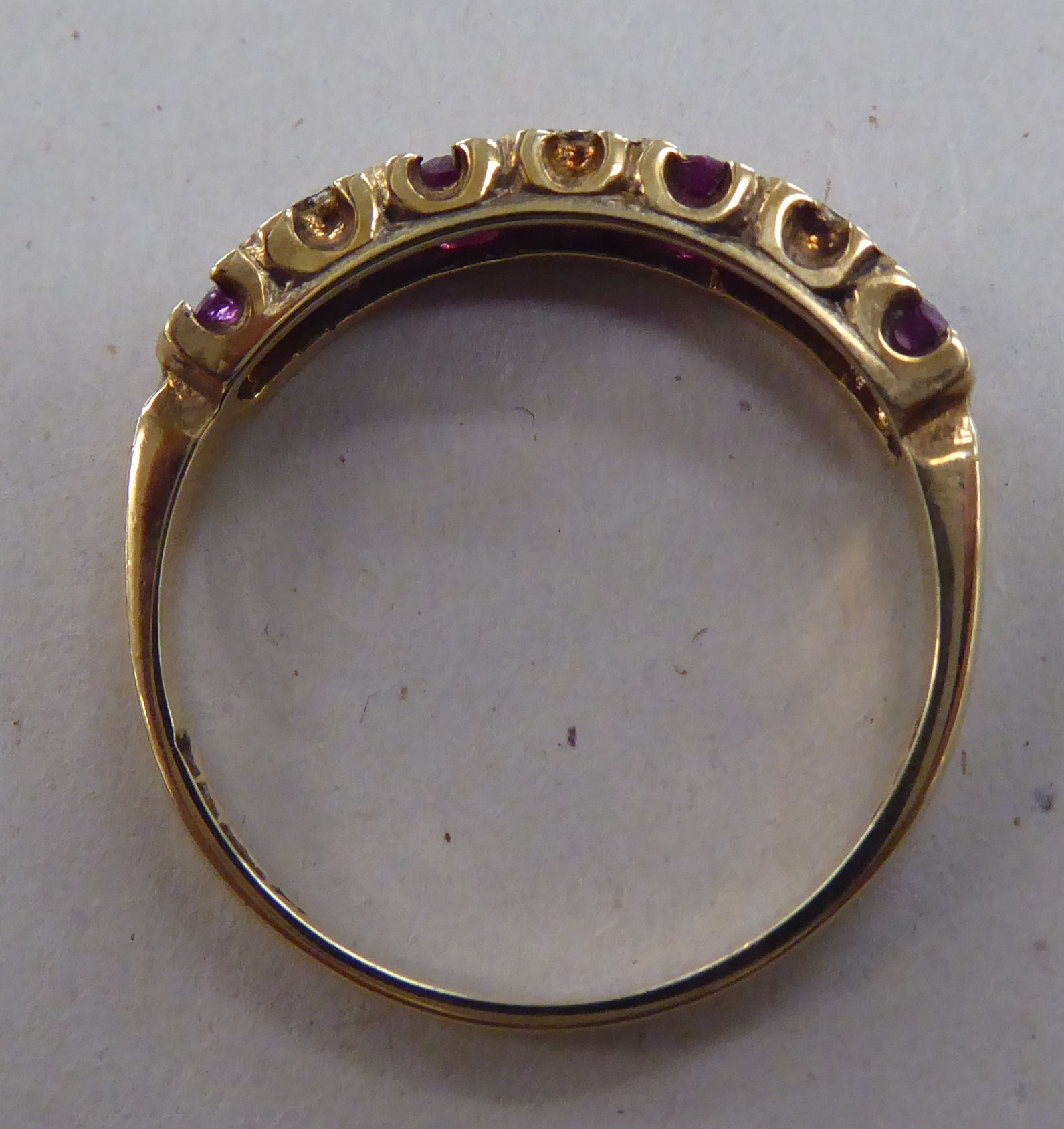 A 9ct gold eternity ring, set with alternating rubies and diamonds - Image 3 of 5