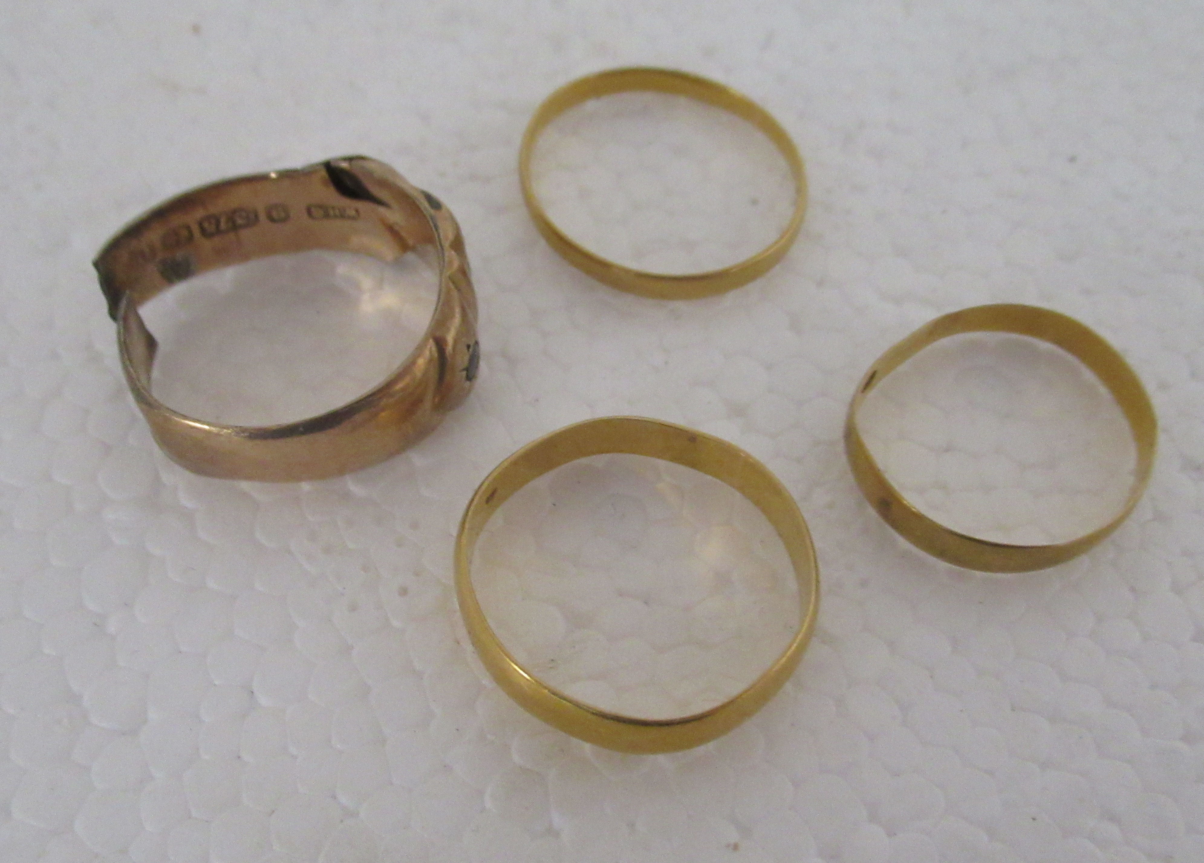 Gold collectables: to include a 22ct band ring - Image 2 of 4