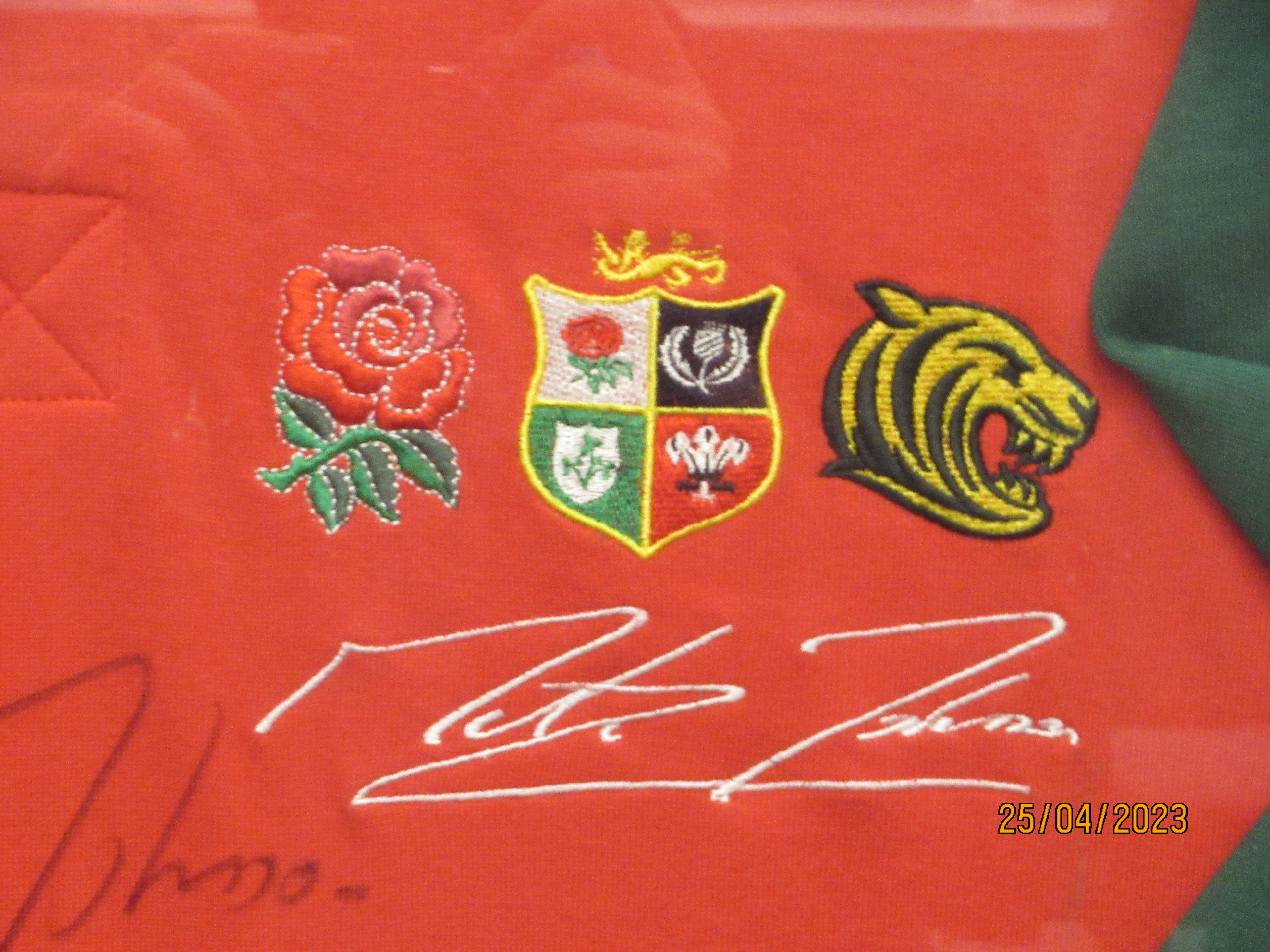A Martin Johnson CBB Testimonial Year 2004/2005 Rugby Union shirt, bears embroidered emblems for - Image 3 of 5