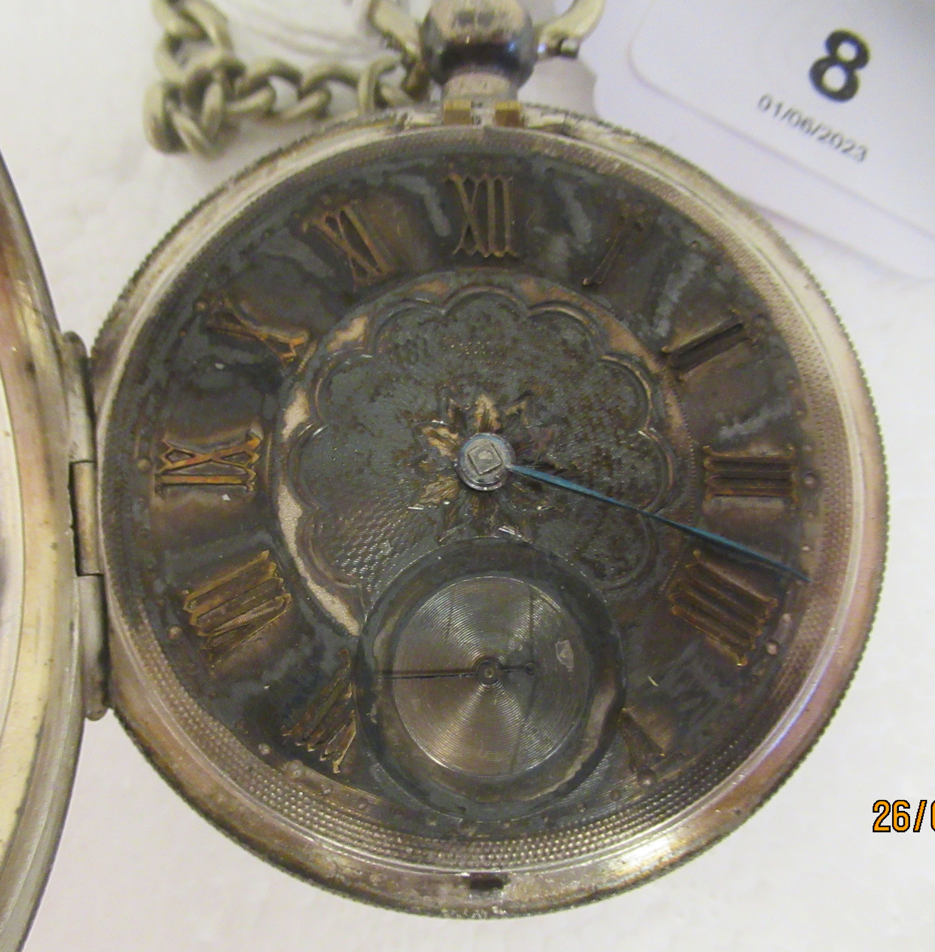 A silver cased pocket watch, the verge movement faced by an engine turned dial with gilded Roman - Image 4 of 6