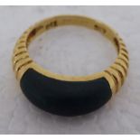 A 14ct gold ring, set with malachite