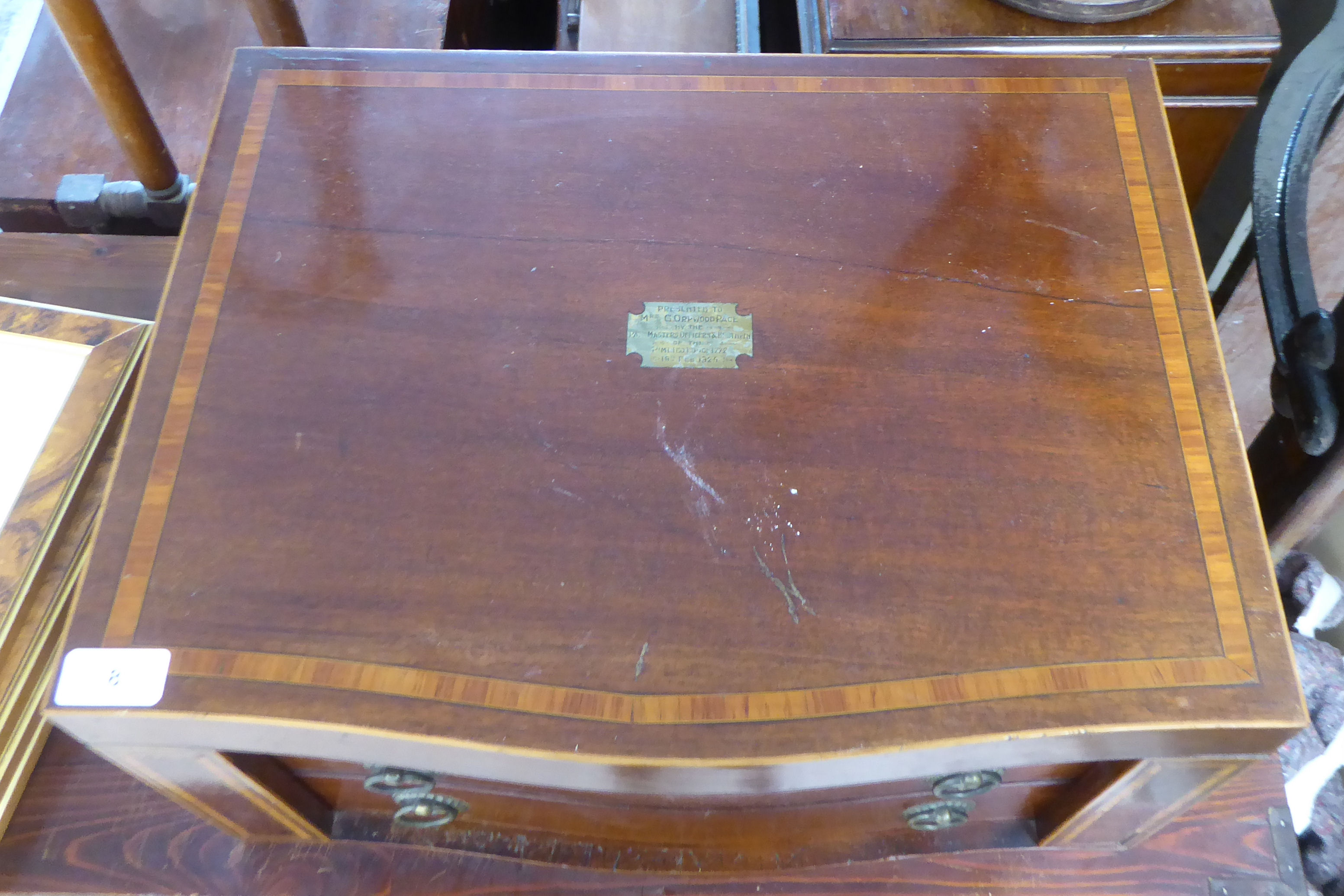 A circa 1910 string inlaid, crossbanded mahogany serpentine front, partially fitted, three drawer - Image 2 of 4