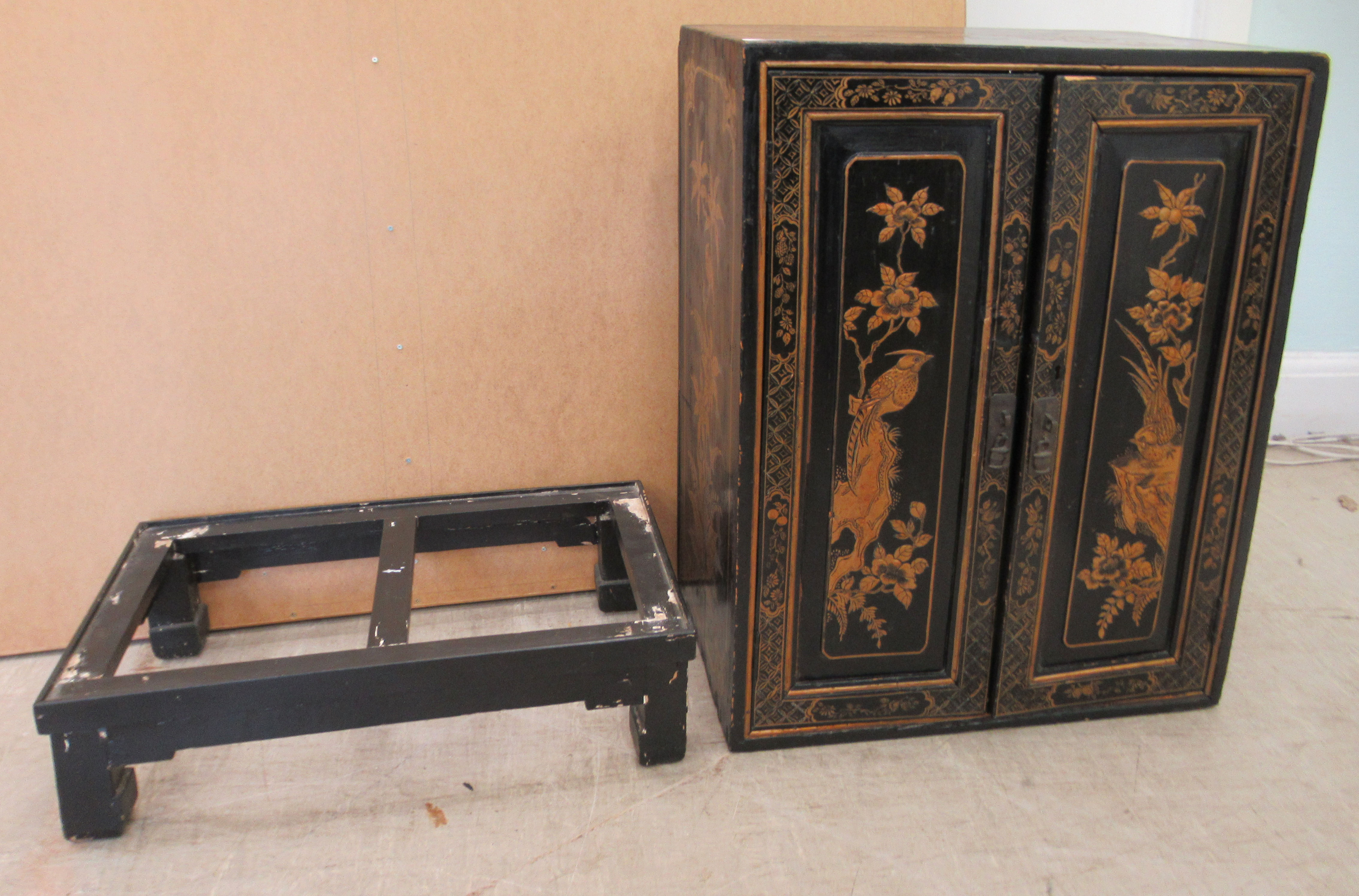 A 20thC Japanese black lacquered low cabinet on stand, decorated with birds and foliage  32"h  21"w - Image 5 of 5