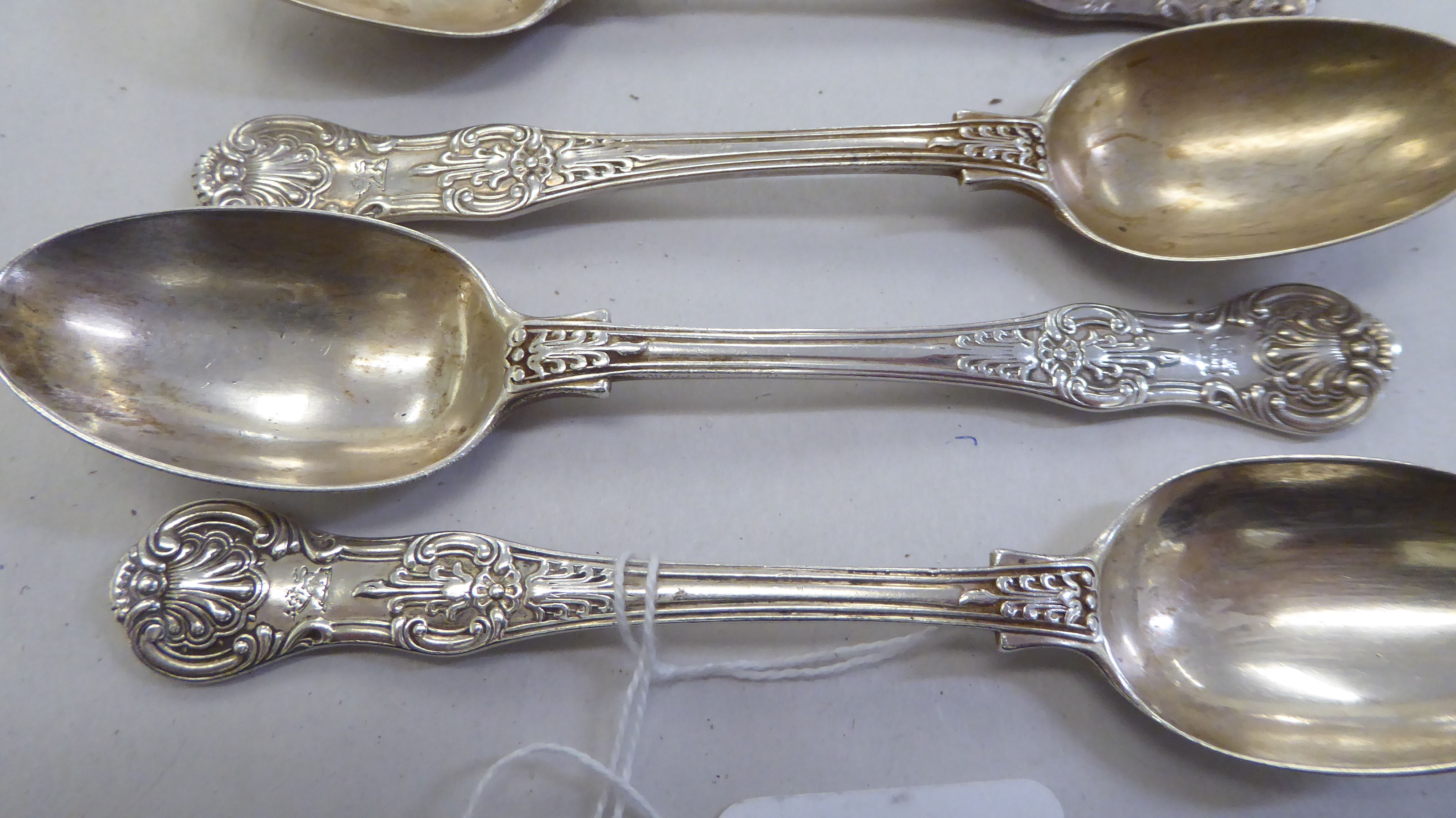A set of five mid Victorian silver Queen's pattern teaspoons  London 1864 - Image 2 of 3