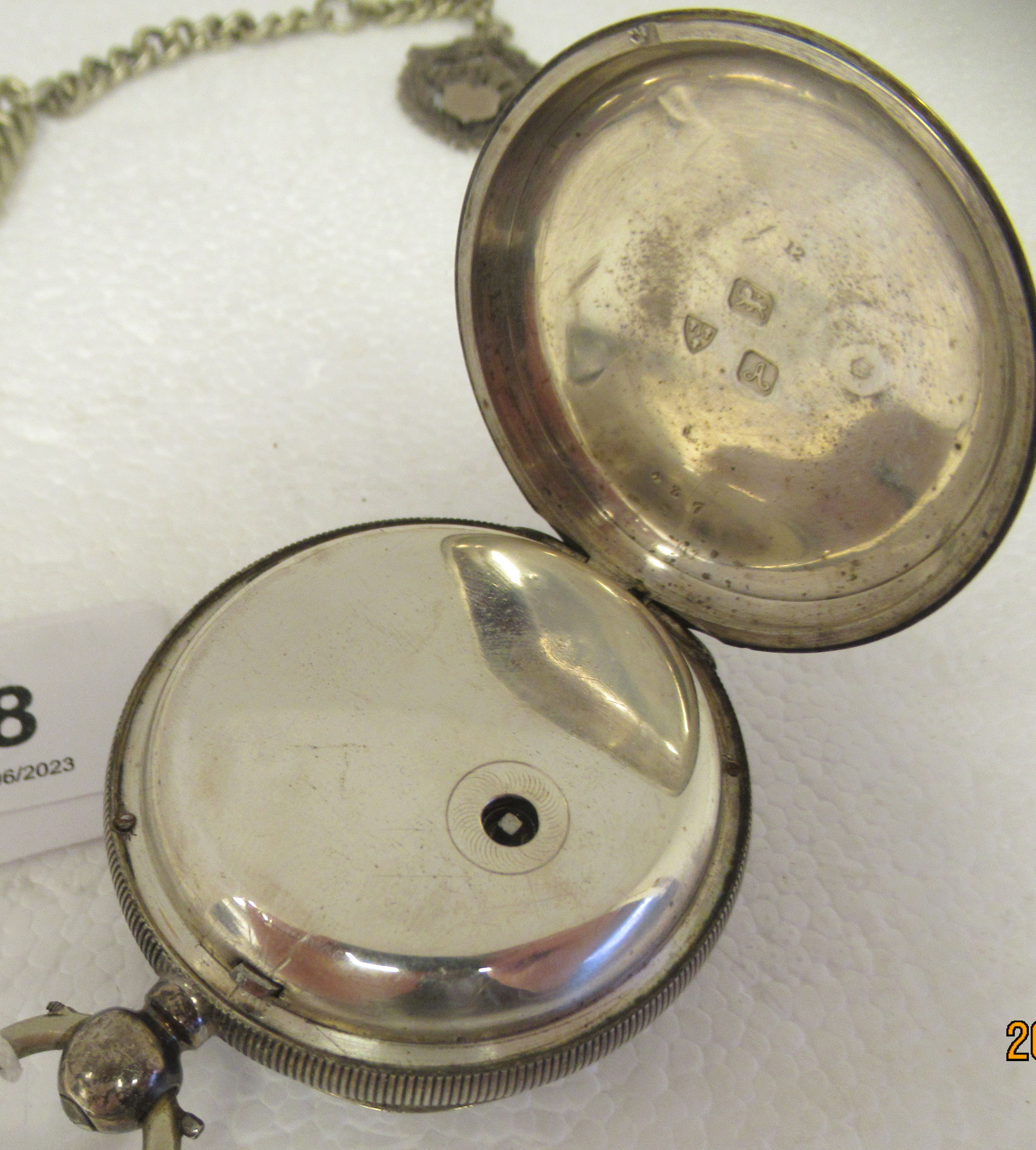 A silver cased pocket watch, the verge movement faced by an engine turned dial with gilded Roman - Image 5 of 6