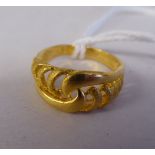 A Chinese high grade gold ring