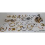 Costume jewellery: to include rings, bangles and bracelets