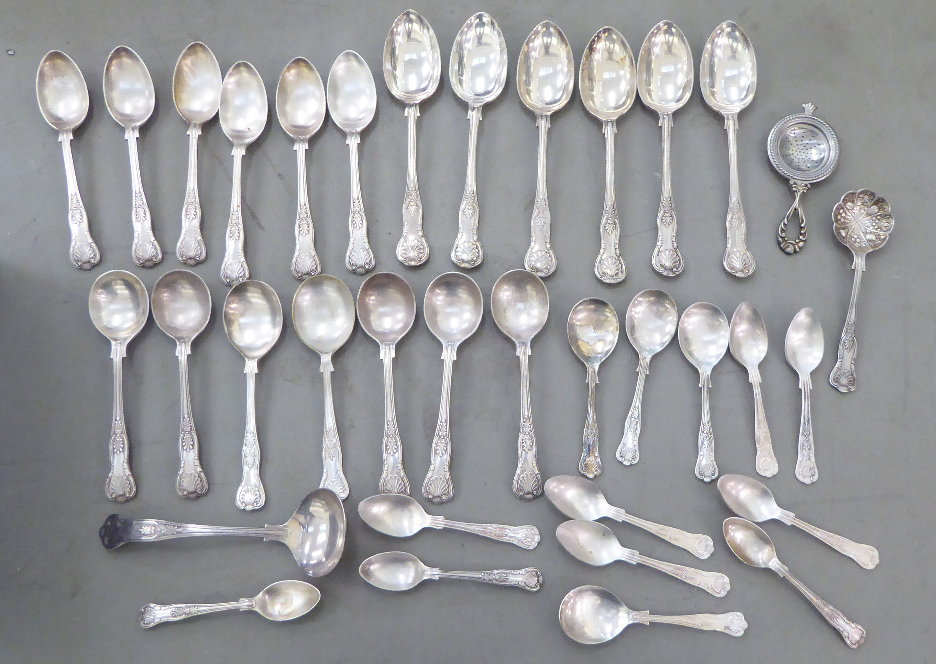 Silver plated Kings pattern cutlery and flatware - Image 4 of 4