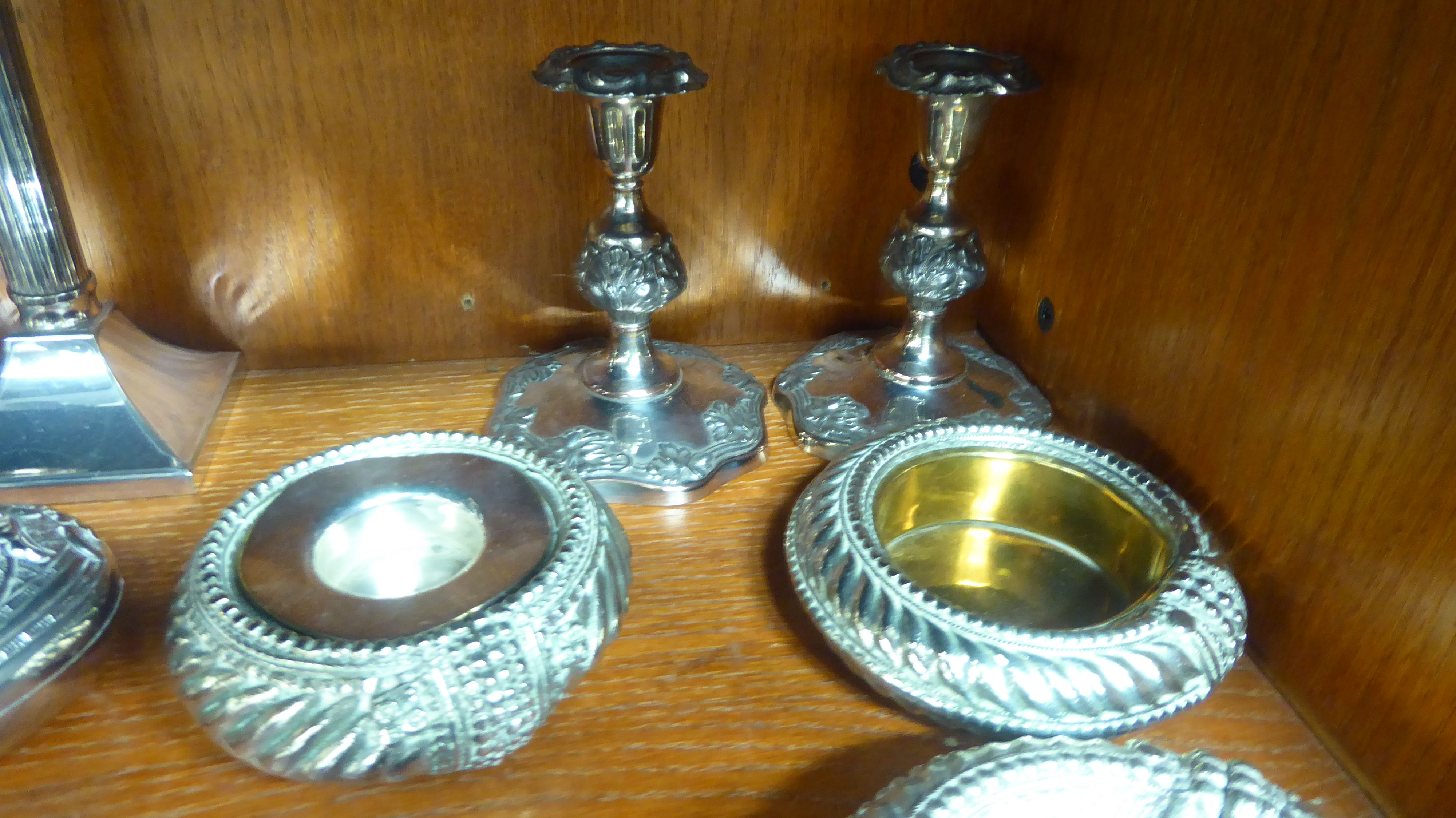 Silver plate, white metal and similar wares: to include ashtrays; a pair of Victorian style dwarf - Image 5 of 6