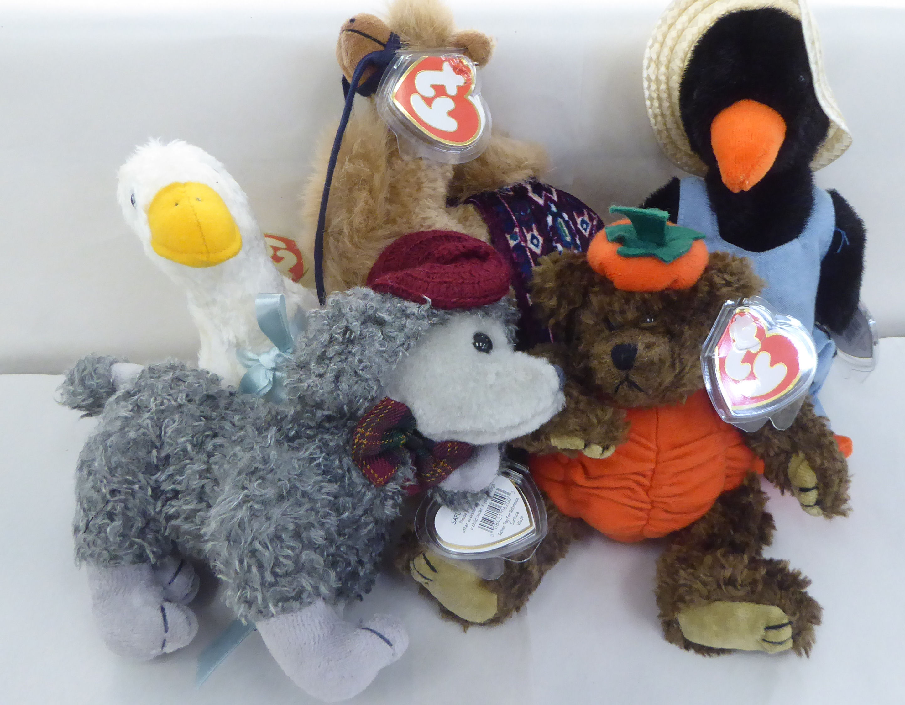 Twenty five Beanie Babies Teddy bears and animals: to include a frog - Image 5 of 5