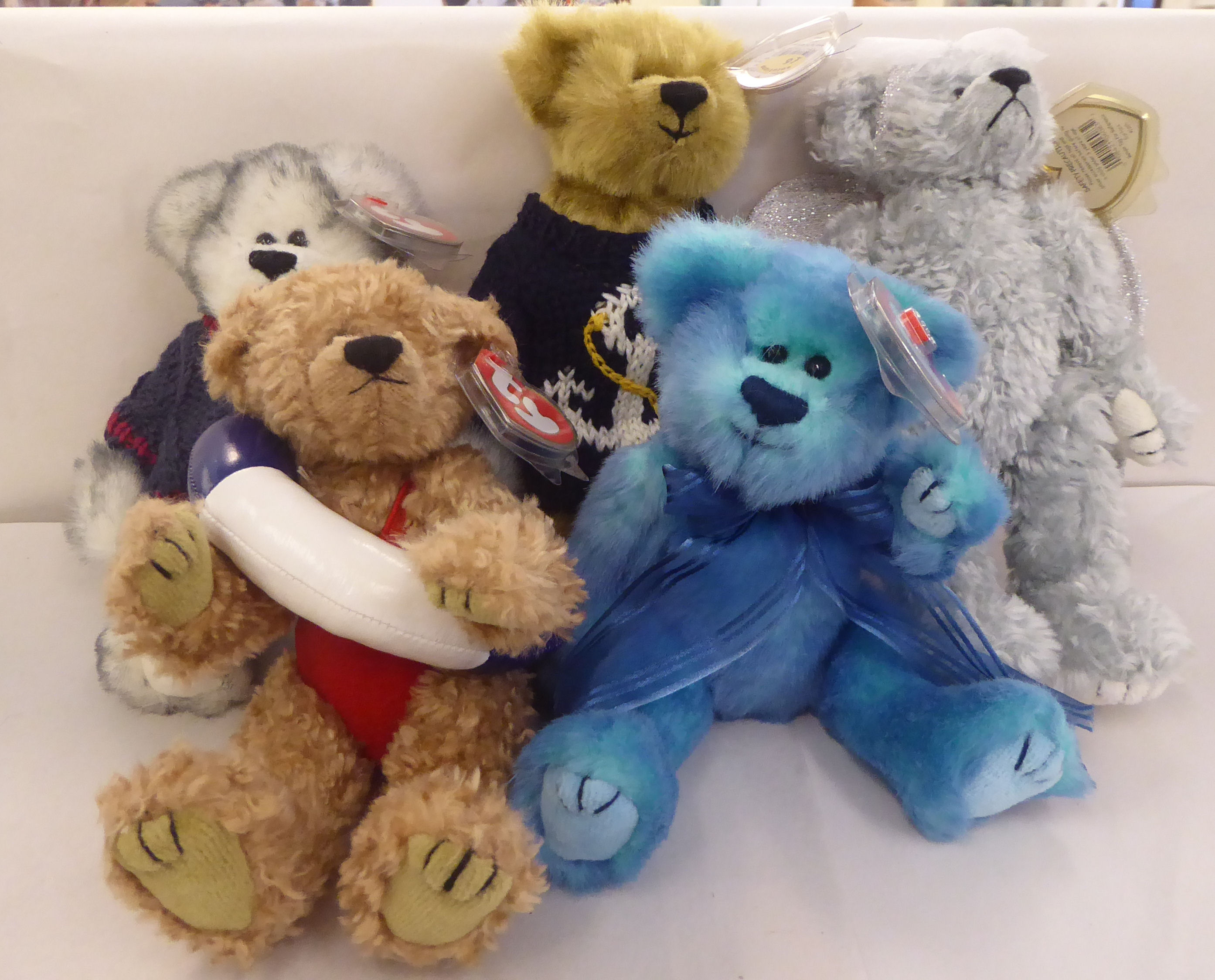 Twenty five Beanie Babies Teddy bears and animals: to include a frog - Image 4 of 5