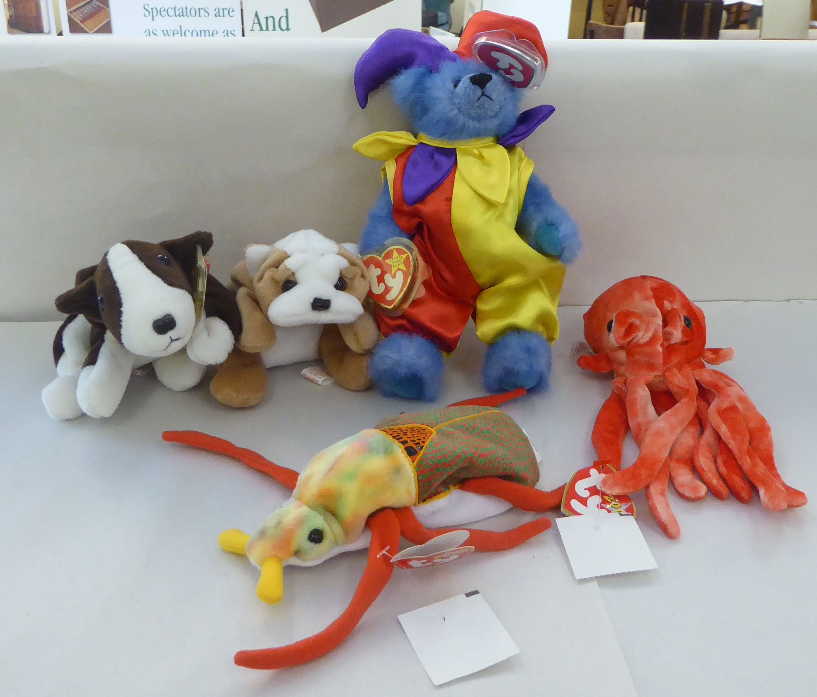 Twenty five Beanie Babies Teddy bears and animals: to include a bunny - Image 5 of 5