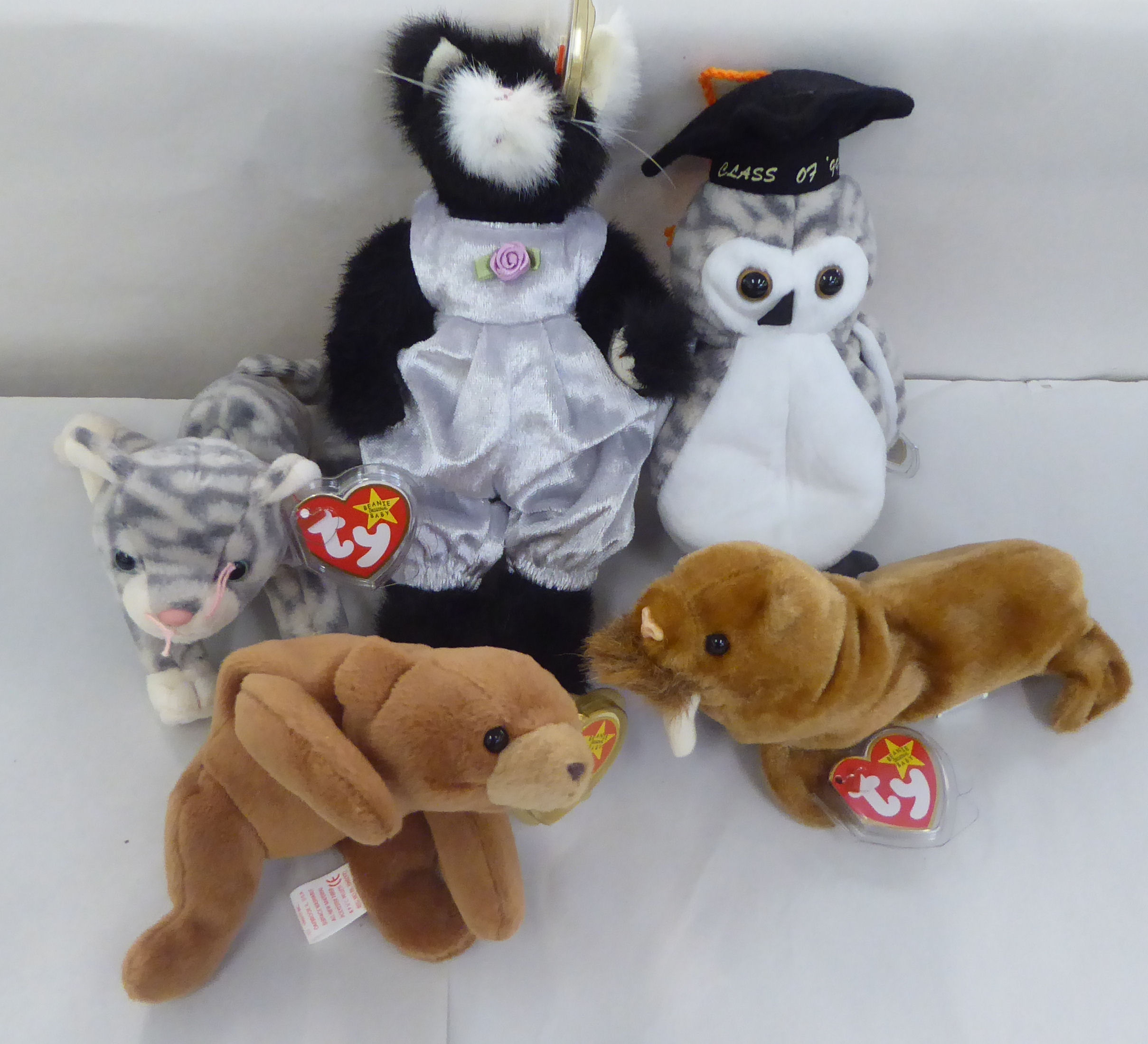 Twenty five Beanie Babies Teddy bears and animals: to include a snail - Image 2 of 6