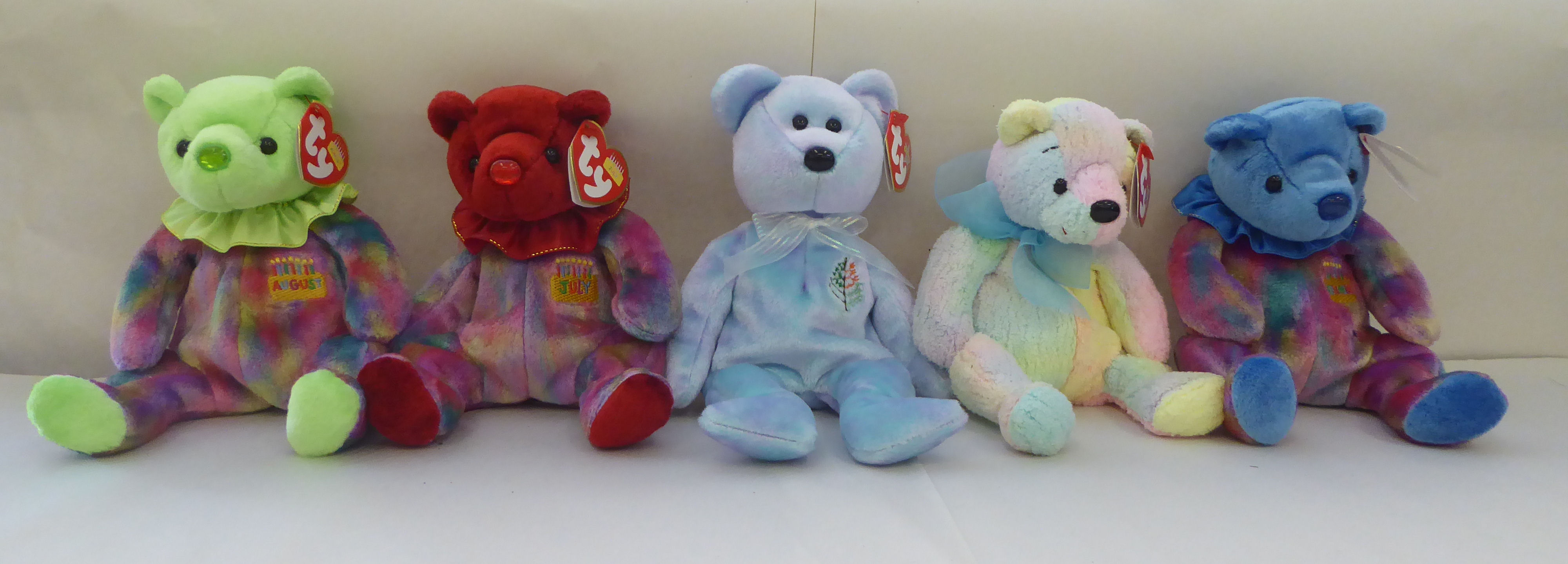 Twenty five Beanie Babies Teddy bears and animals: to include an owl - Image 2 of 5