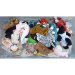 Twenty five Beanie Babies Teddy bears and animals: to include a snail