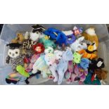 Twenty five Beanie Babies Teddy bears and animals: to include an owl