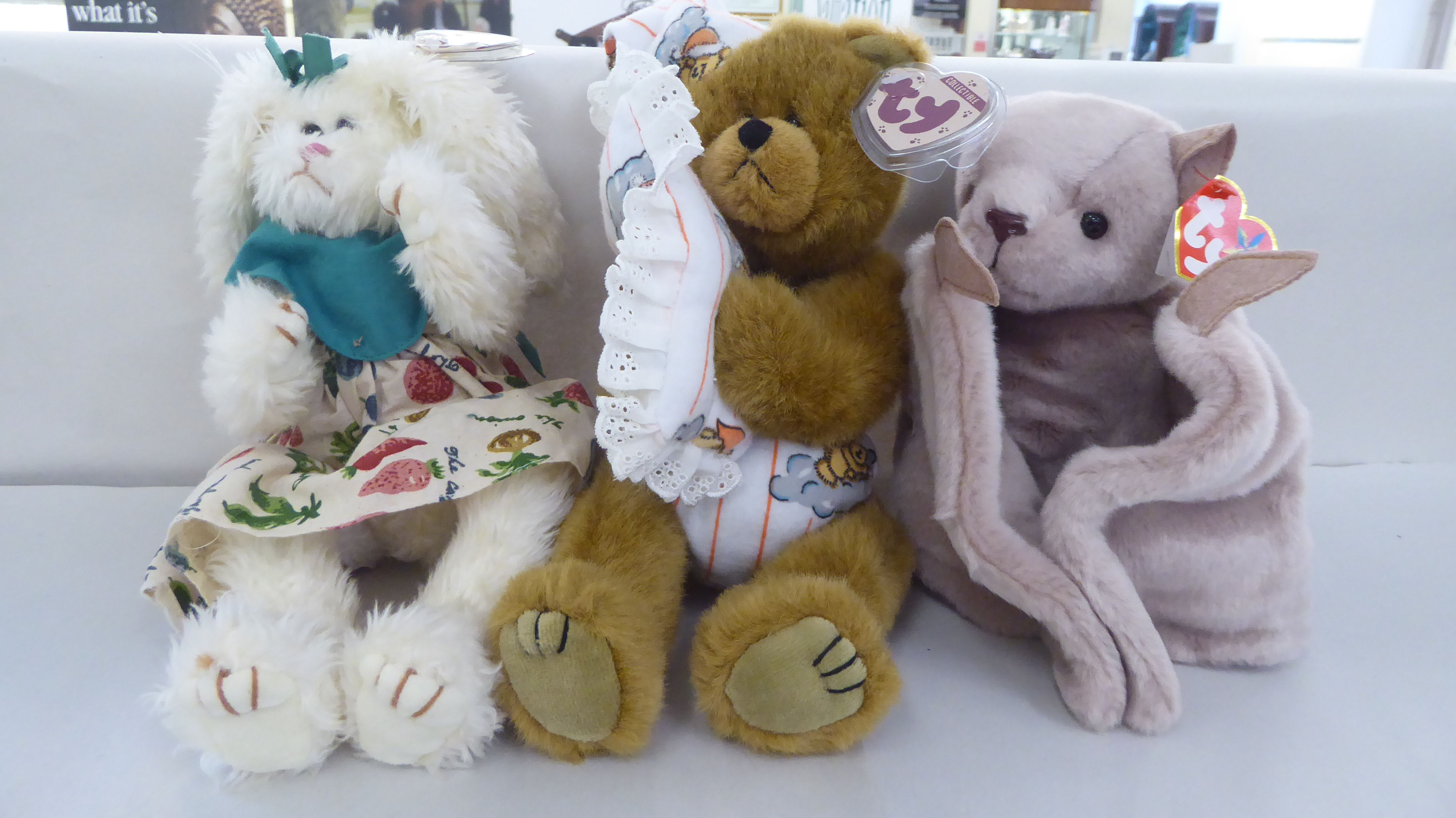 Beanie Buddy Teddy bears and animals: to include a bear wearing a suit - Image 3 of 6