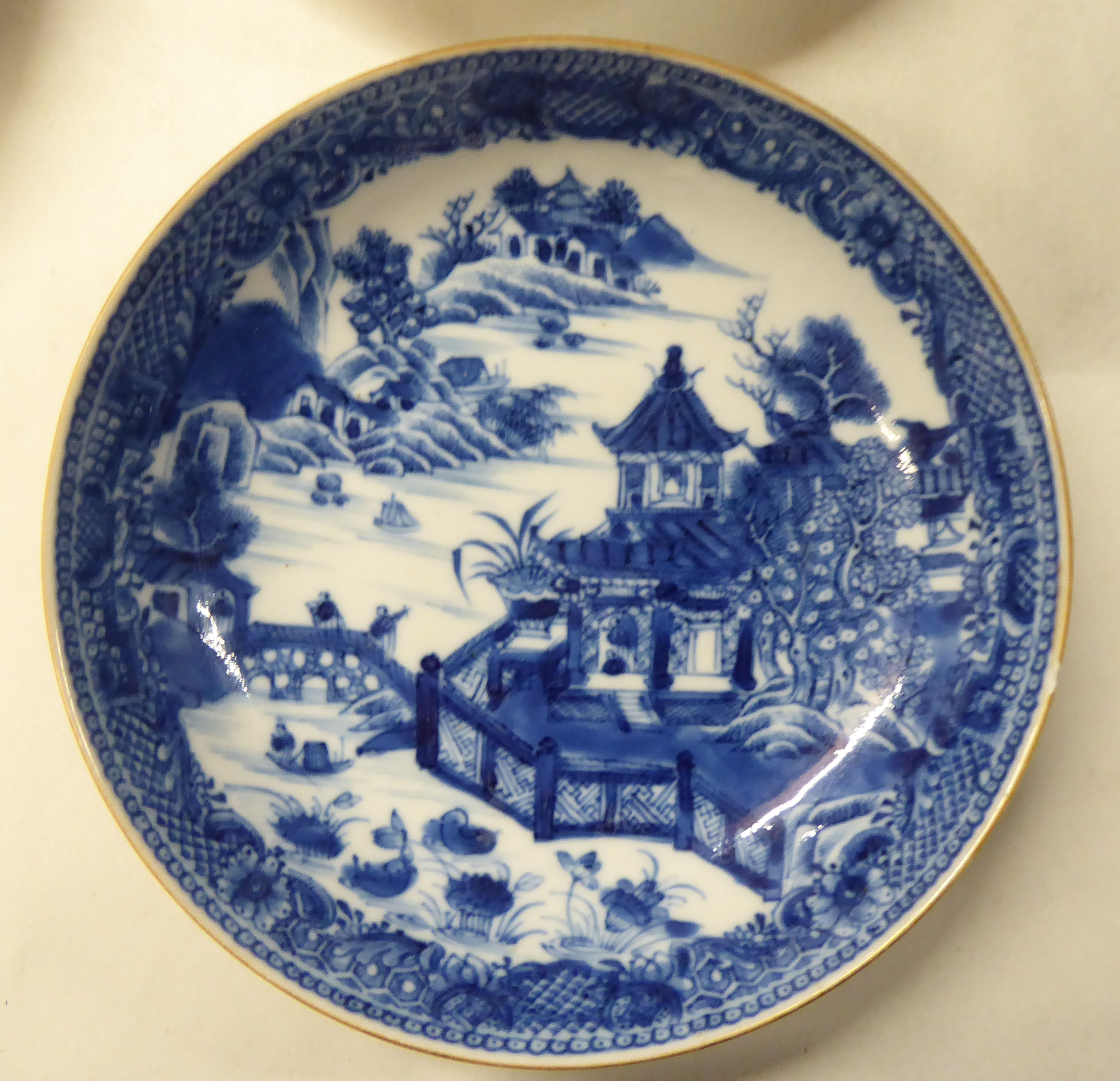 18th & 19thC Chinese porcelain collectables: to include a dish, decorated with flora and insects - Image 2 of 10