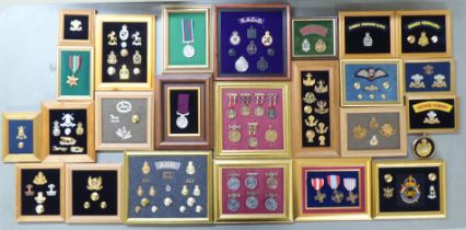 Variously presented British and other military uniform badges and other insignia, some copies: to