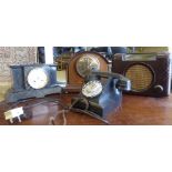 A mixed lot, viz. an Edwardian mantel clock  10"h; a vintage radio  8"h; a rotating dial