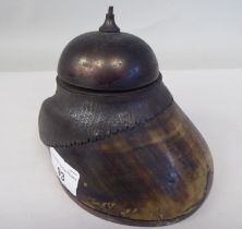 An early 20thC desktop reception bell, fashioned from a horses hoof and overlaid in bronze