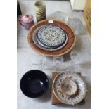 A mixed lot: to include studio pottery; and a Chinese porcelain lidded mug