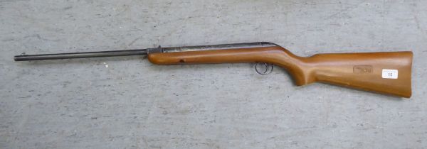 A BSA 0.177 calibre air rifle