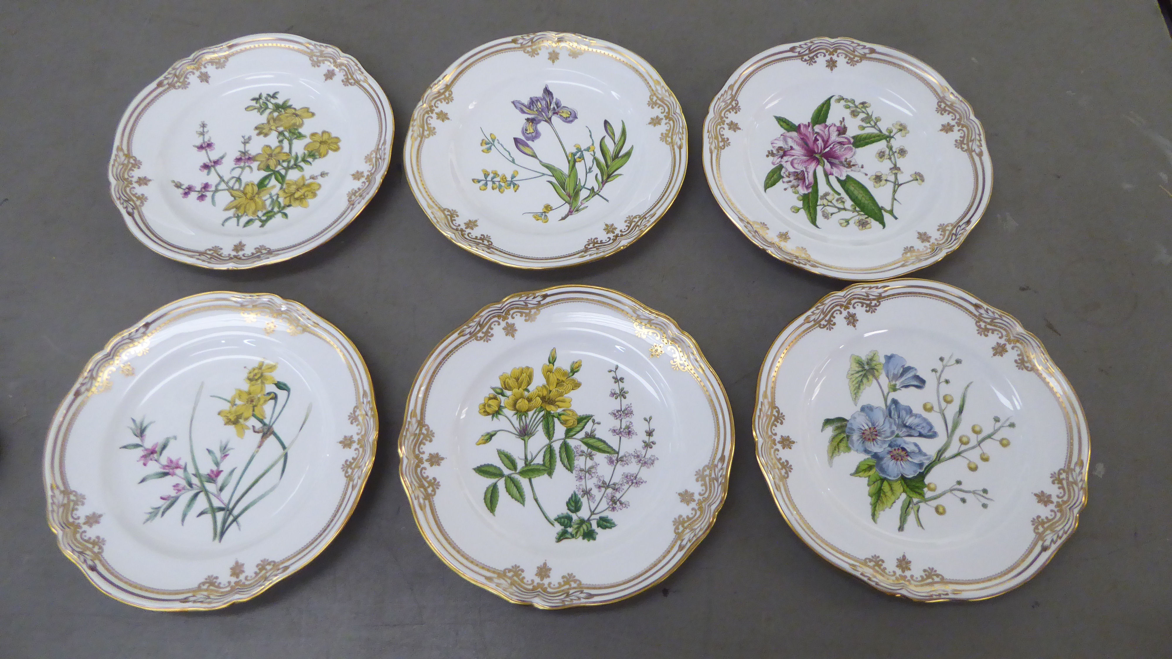 Ceramics: to include Royal Crown Derby china plates; Spode china plates  7" & 8"dia; and Halcion - Image 4 of 6