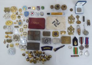 Miscellaneous military and other badges, buckles and knots, some copies: to include a Delta police