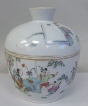 A late 19th/early 20thC Chinese famille rose porcelain bowl and cover, decorated with figures,