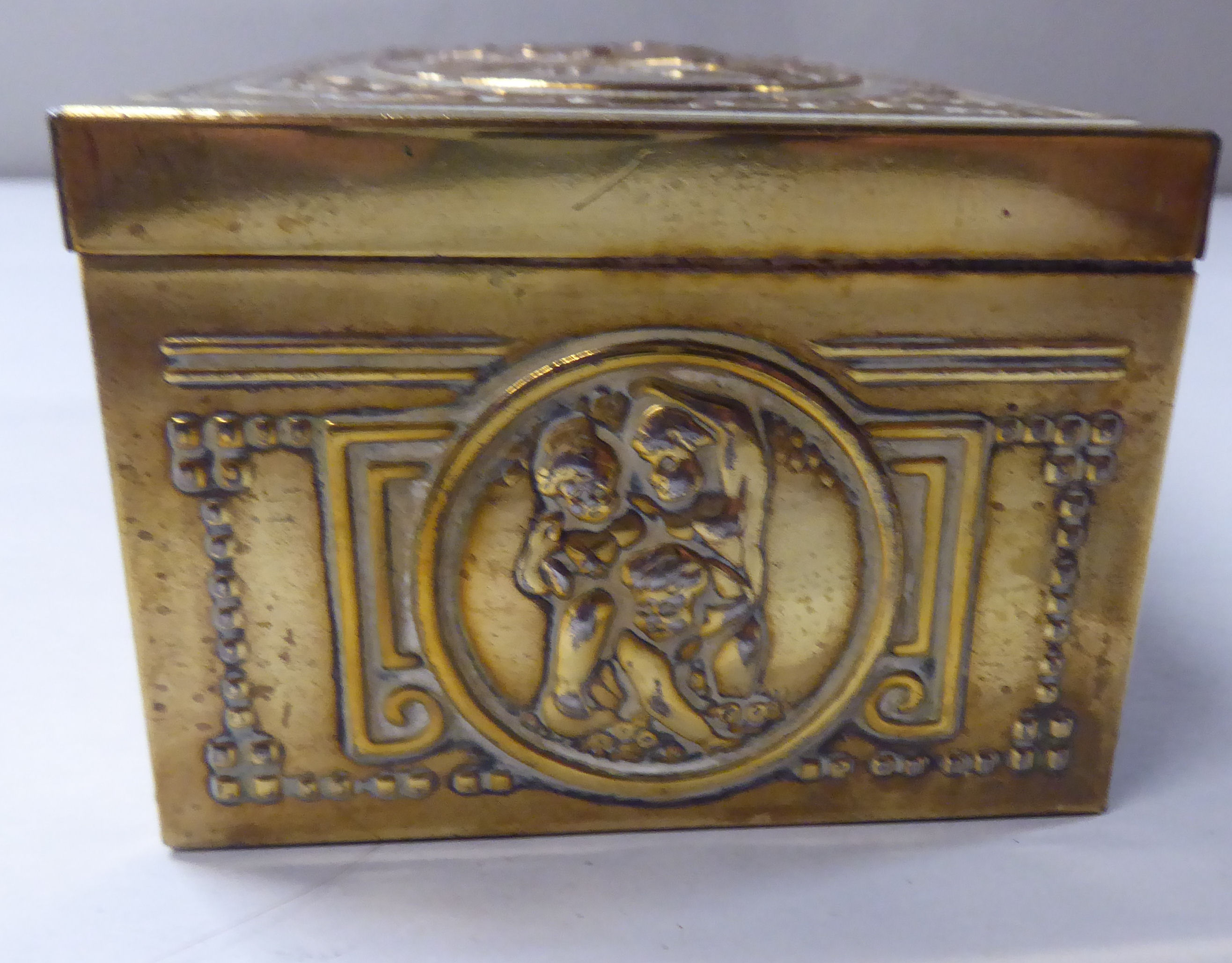 A late 19thC cast gilded metal jewellery box, fashioned as a commode, the hinged lid enclosing a - Image 7 of 10