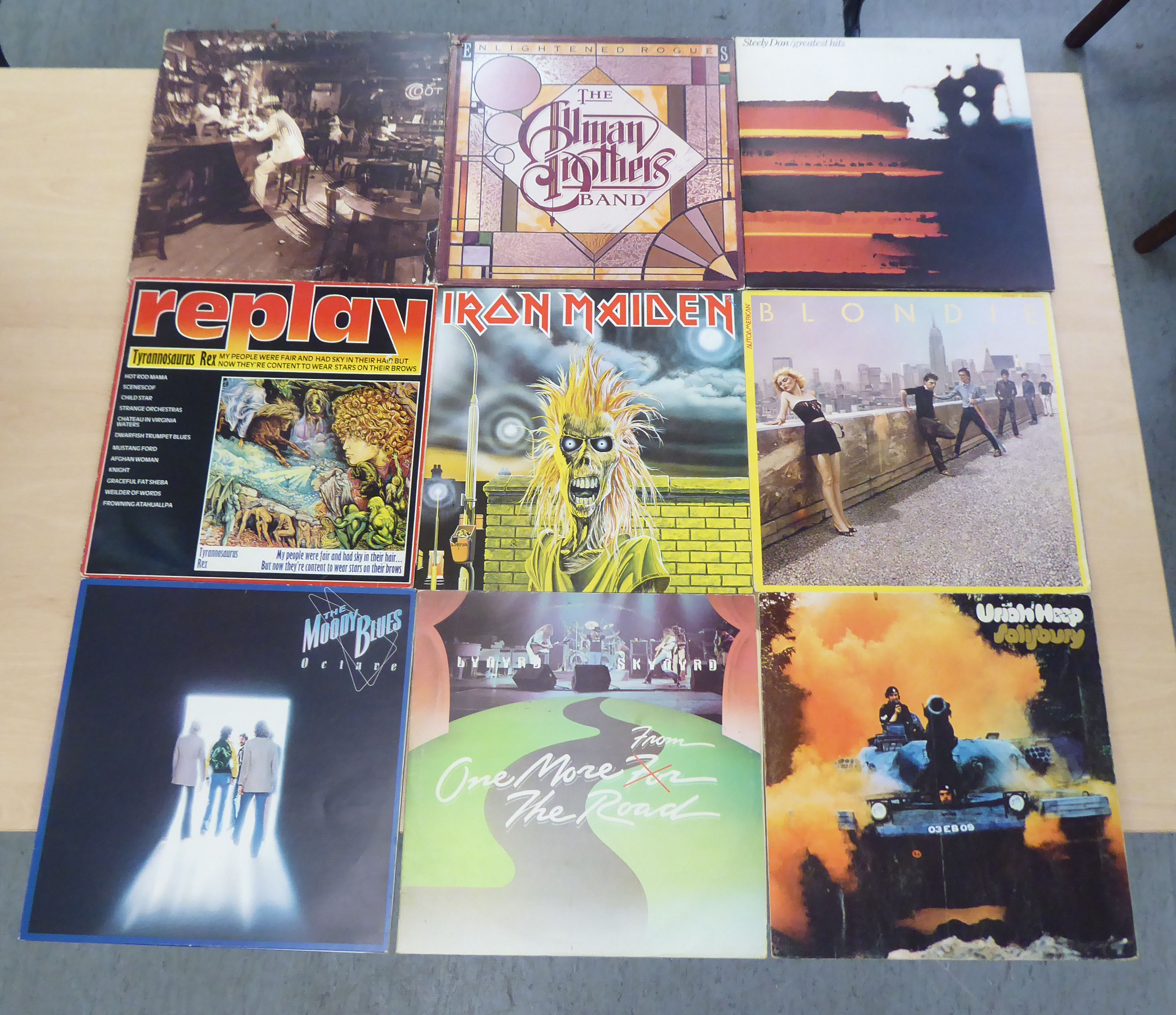 Vinyl albums, mainly rock and pop: to include 'The Beatles', 'Blondie', 'Eurythmics', 'Dire - Image 5 of 10