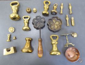 Mainly early 20thC metalware: to include Avery brass scale weights