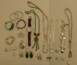 Mainly 925 silver dress jewellery: to include rings, earrings, necklaces, pearls and simulated