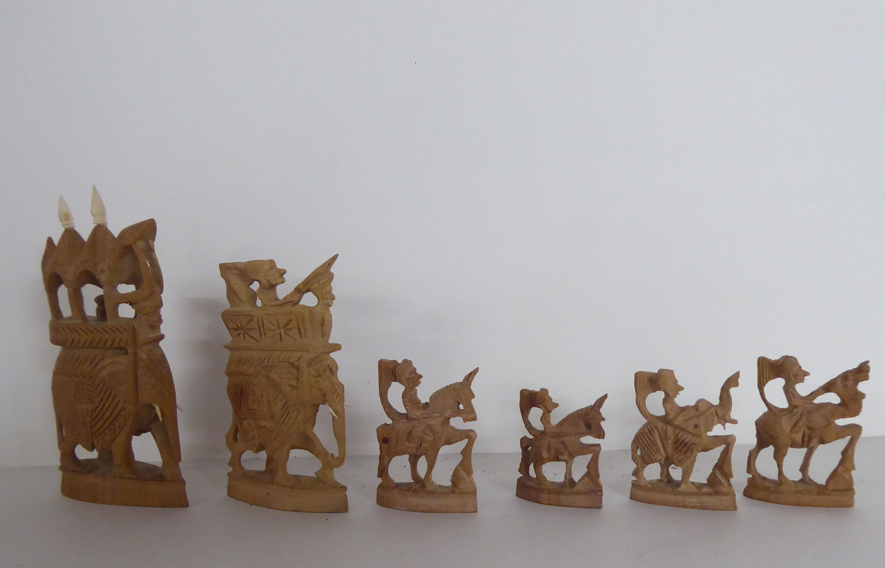 A modern Indian carved softwood complete chess set  cased - Image 3 of 5