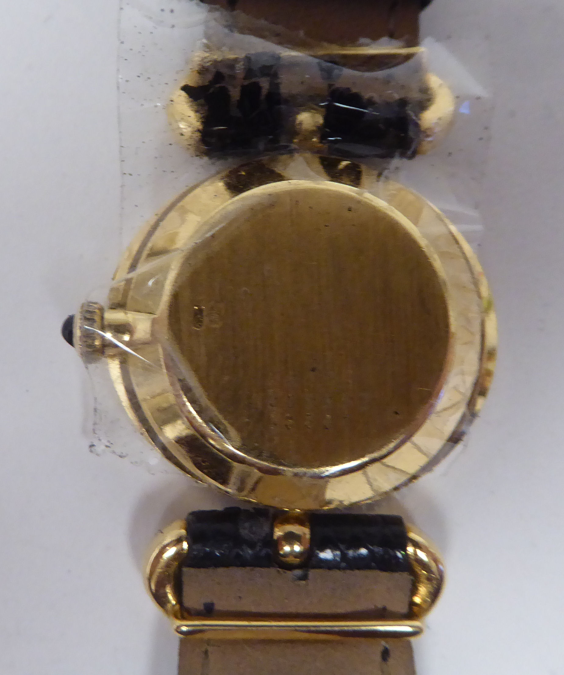 A lady's Baume & Mercia 18ct gold oval cased wristwatch, on a black hide strap - Image 3 of 4