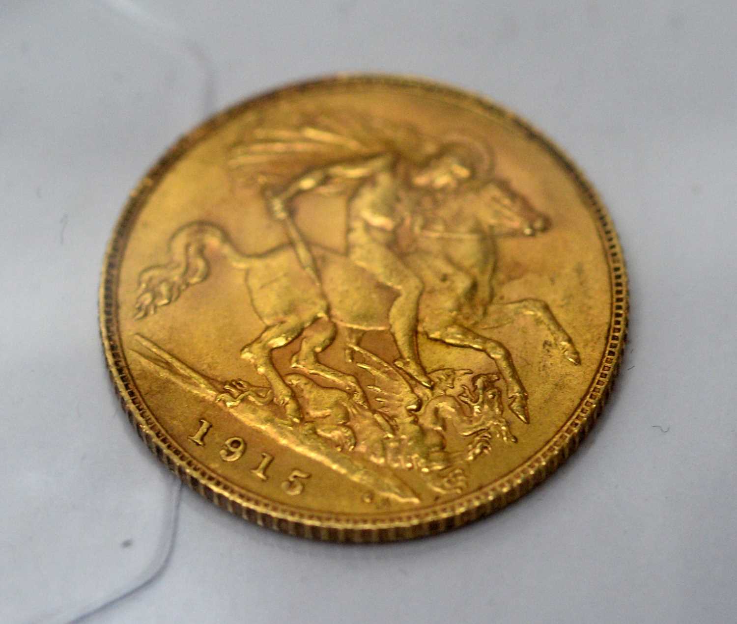 A George V gold half sovereign, and other coinage. - Image 2 of 6