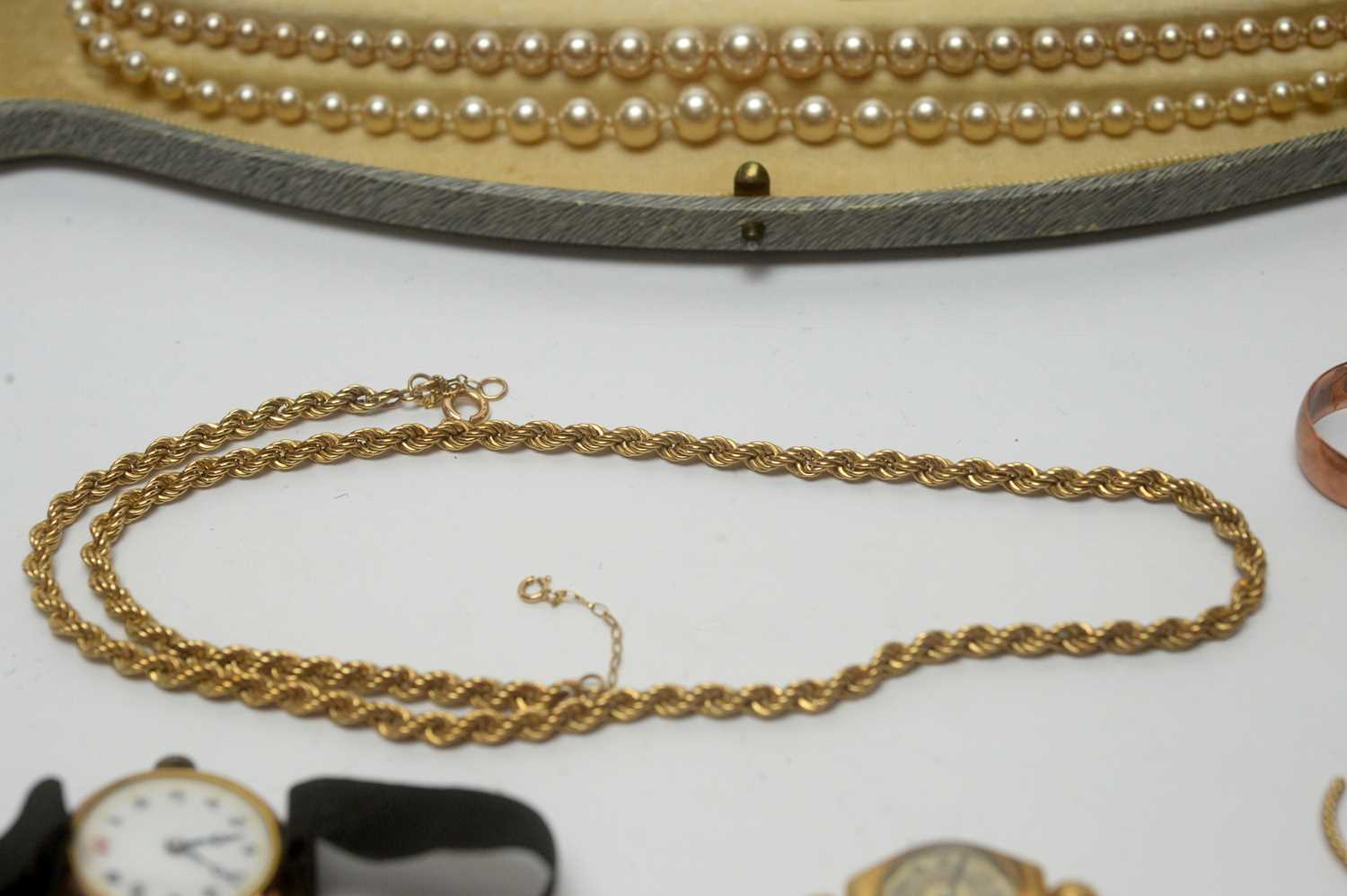 Two gold rings; gold twist link necklace; two gold cocktail watches; and other items. - Image 4 of 7