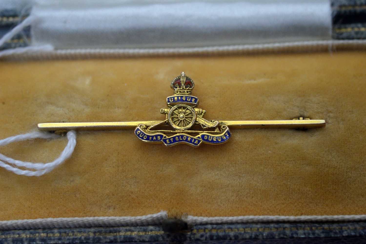 A 9ct yellow gold and enamel Royal Artillery sweetheart brooch. - Image 2 of 3