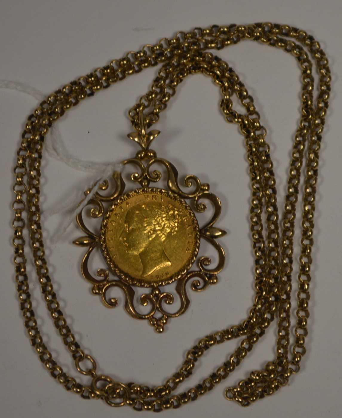 A Queen Victoria gold sovereign pendant