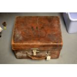 An early 20th Century leather travel trunk, case or hat box.