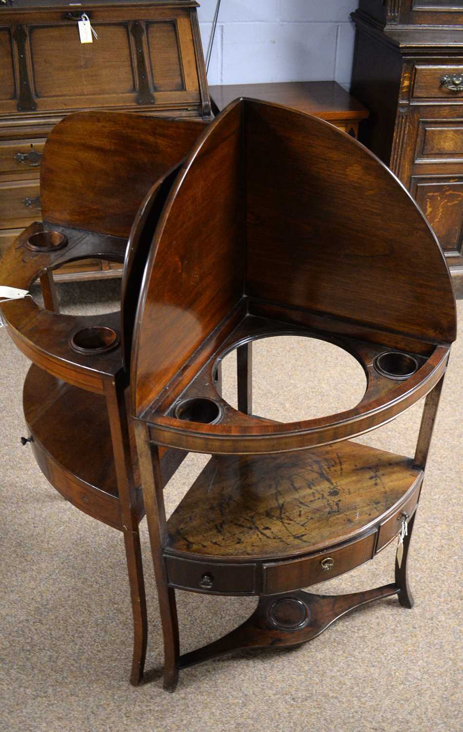 A Georgian mahogany washstand, with another - Image 3 of 3