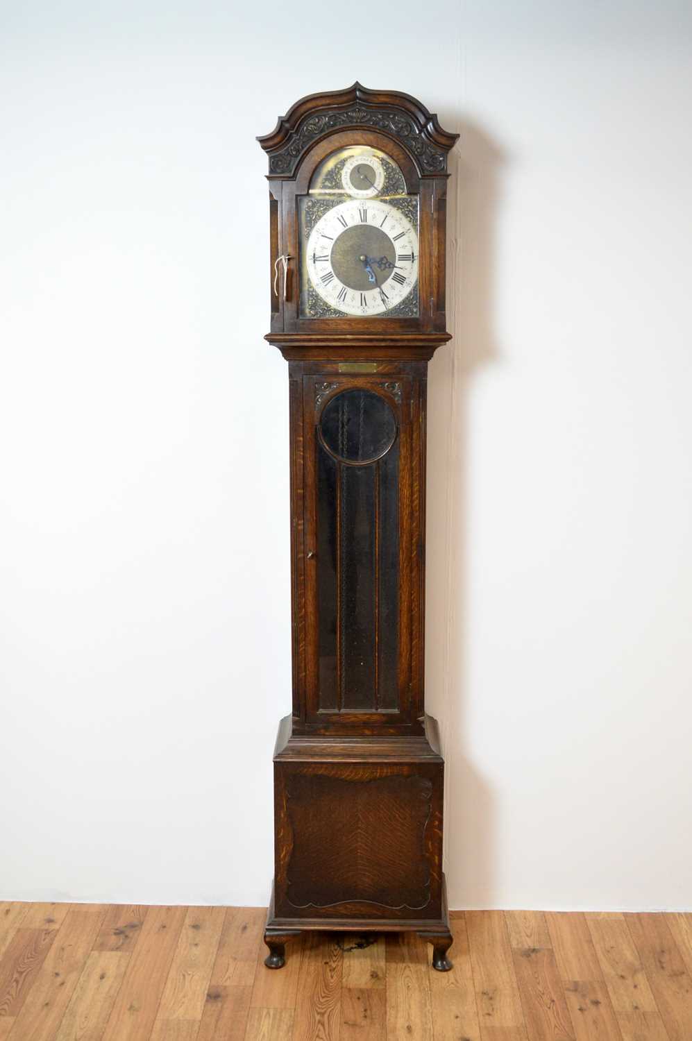 A 20th Century oak longcase / grandfather clock - Image 2 of 7