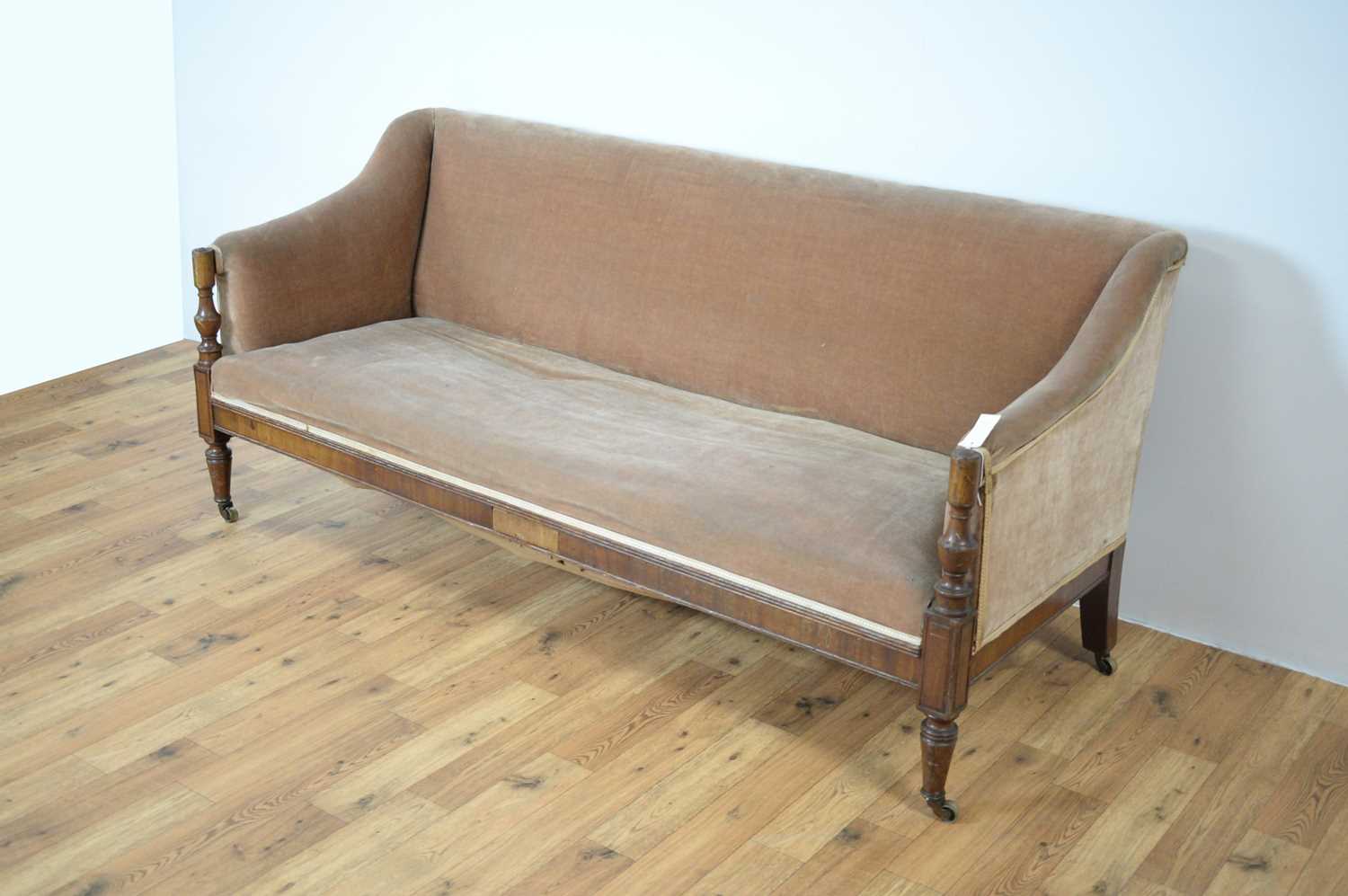 A 19th Century Victorian three person settle sofa - Image 2 of 5