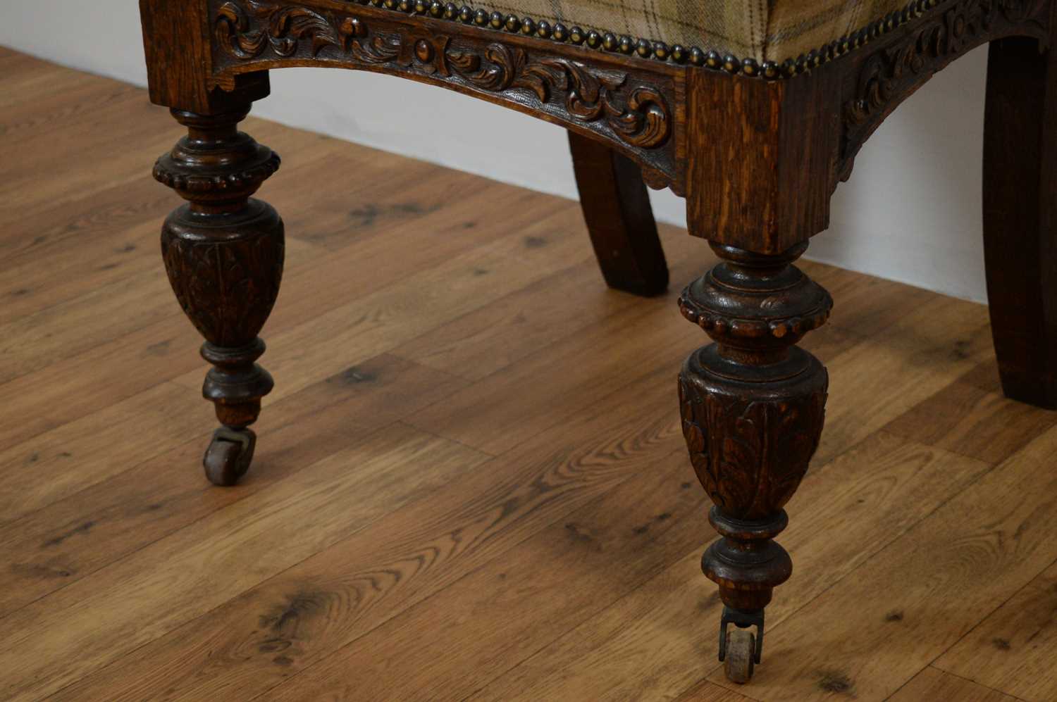 A late Victorian 19th Century oak high-backed chair - Image 6 of 8