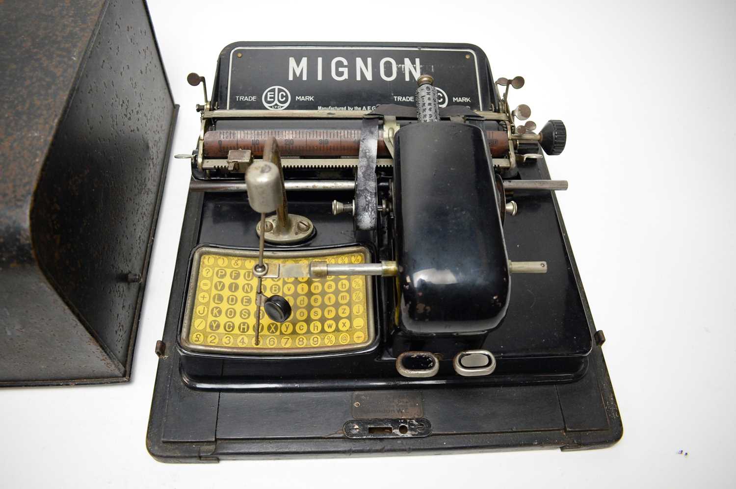 A Mignon index typewriter, by AEG Berlin, in cast metal case. - Image 3 of 5