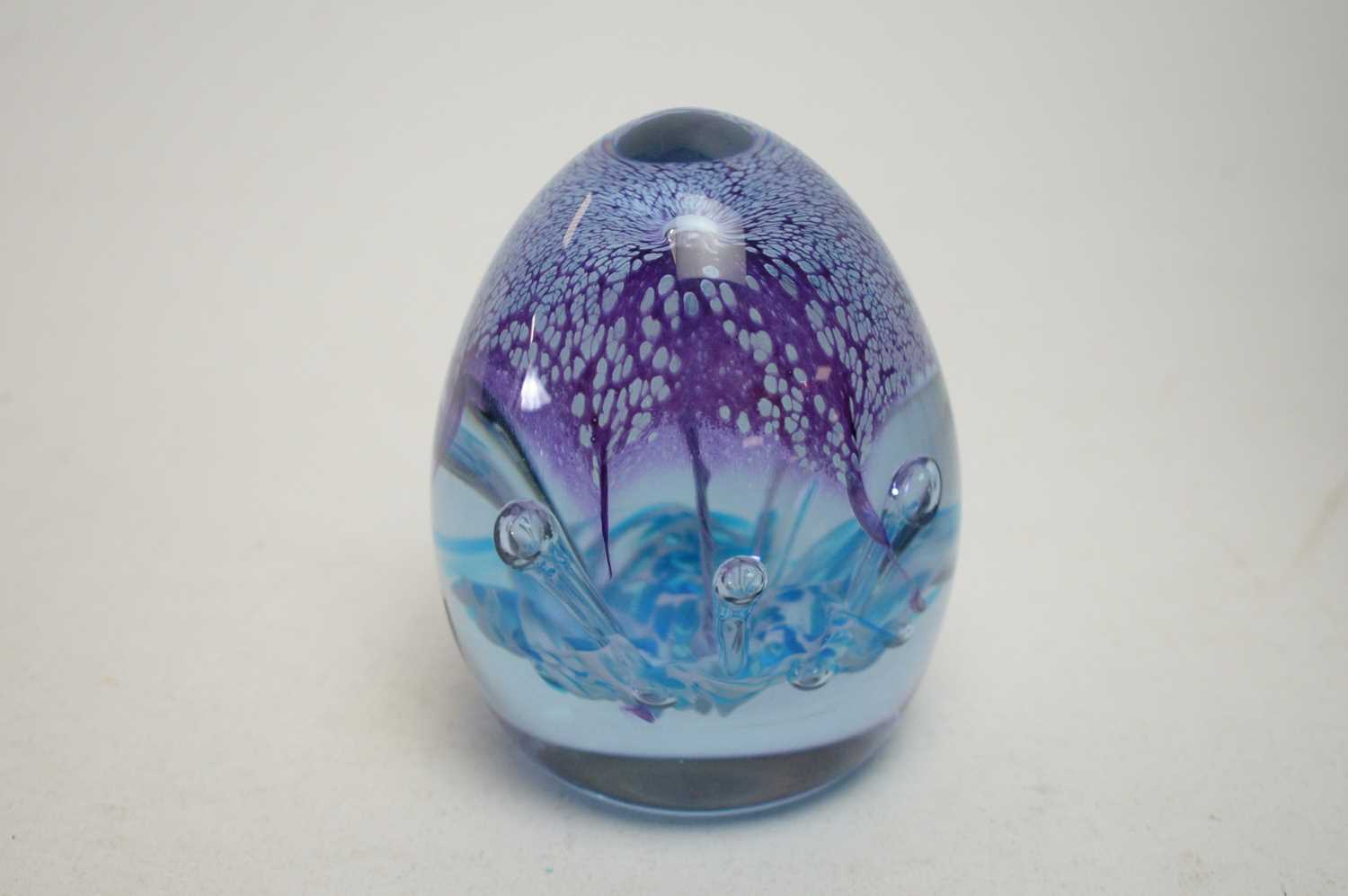 Three Mdina glass paperweights and another paperweight; and an opaque mottled blue glass vase - Image 2 of 5
