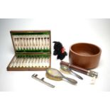 Assorted collectibles, including: cutlery, clothes brushes, comb and other items