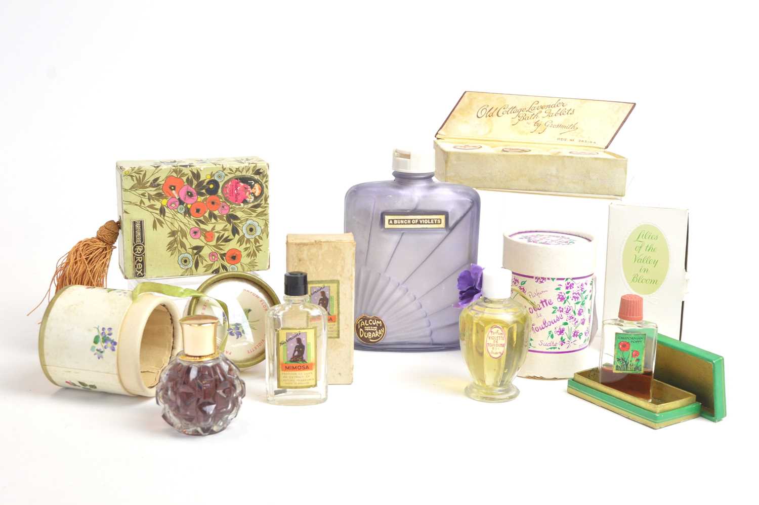 1930s and later perfumes and talcum powder of a violet or floral note